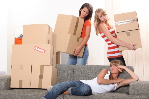 Commercial packing and unpacking service for a Soho office or shop